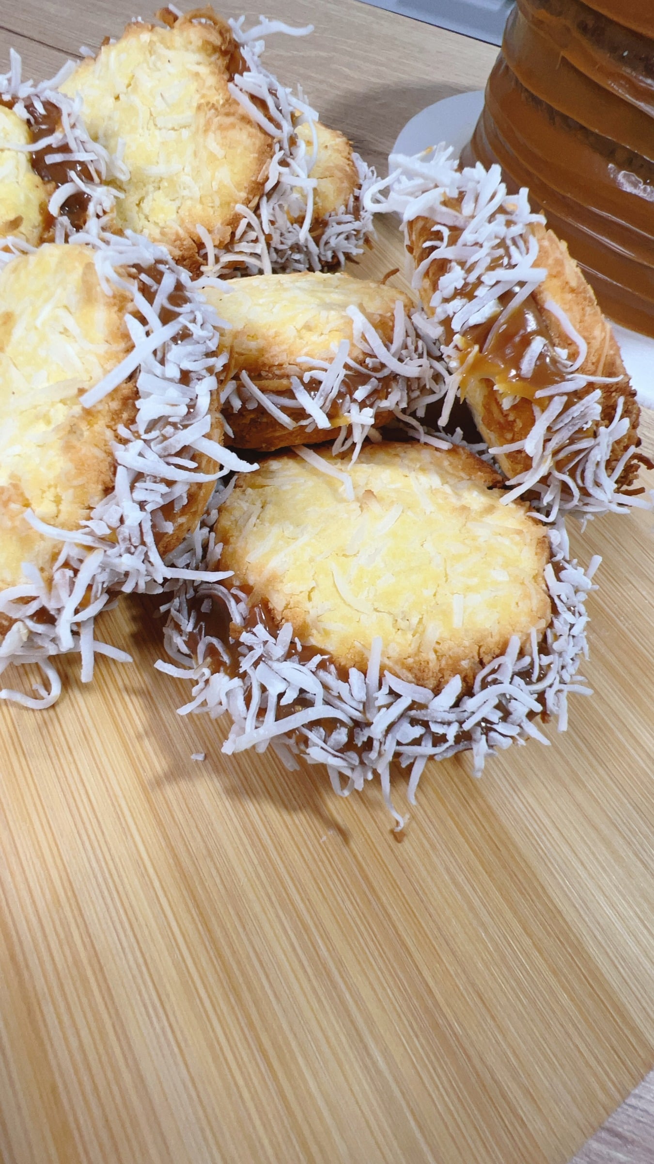 ALFAJORES DE COCO KETO
